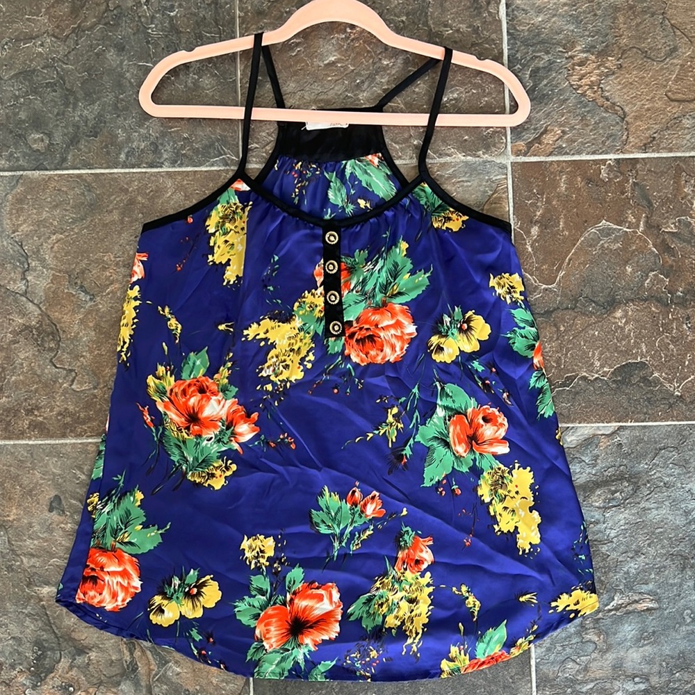 Lush floral print sleeveless top